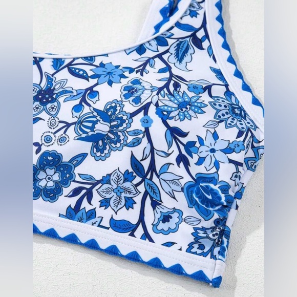 NWOT Women’s Floral Blue Bikini Set S - Picture 4 of 12